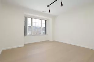 33 Holly St, Jersey City, NJ 07305 - Photo 24