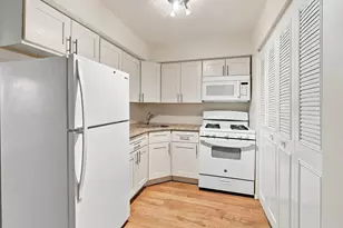 355 1st St, Jersey City, NJ 07302 - Photo 4