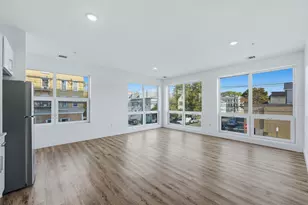 172 Avenue F, Bayonne, NJ 07002 - Photo 2