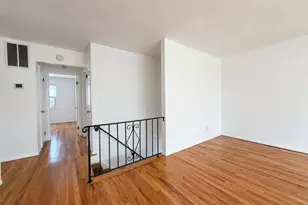 16 Briarwood Rd, Jersey City, NJ 07305 - Photo 4