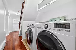 382 Webster Ave, Jersey City, NJ 07307 - Photo 18
