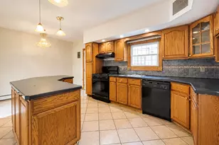 60 Lexington Ave, Jersey City, NJ 07304 - Photo 2