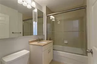 20 2nd St, Jersey City, NJ 07302 - Photo 12