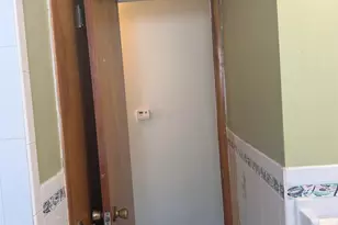 17 Centre Ln, Bayonne, NJ 07002 - Photo 14