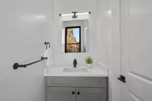 124 Lexington Ave, Jersey City, NJ 07304 - Photo 24