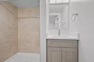 124A Lexington Ave, Jersey City, NJ 07304 - Photo 16