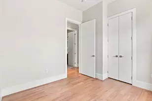 220 Freeman Ave, Jersey City, NJ 07306 - Photo 20