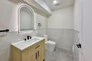 182 Columbia Ave, Jersey City, NJ 07307 - Photo 26