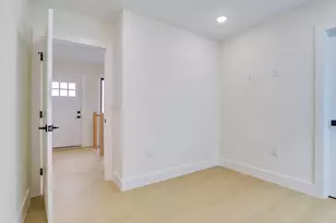 182 Columbia Ave, Jersey City, NJ 07307 - Photo 12