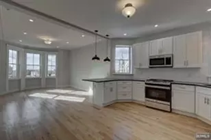 618 14th St, Union City, NJ 07087 - Photo 6