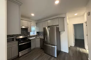 176 Bartholdi Ave, Jersey City, NJ 07305 - Photo 4