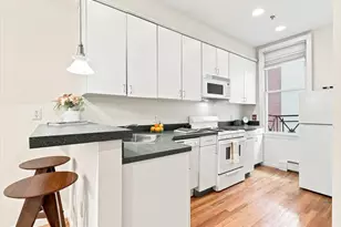 358 3rd St, Hoboken, NJ 07030 - Photo 4