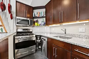 54 Magnolia Ave, Jersey City, NJ 07306 - Photo 8