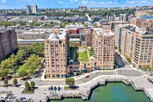 2 Constitution Ct, Hoboken, NJ 07030 - Photo 20