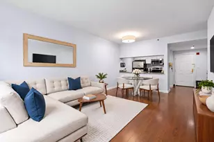 2 Constitution Ct, Hoboken, NJ 07030 - Photo 6