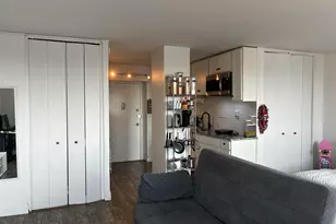 100 Manhattan Ave, Union City, NJ 07087 - Photo 8