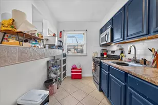 21 Crossgate Rd, Jersey City, NJ 07305 - Photo 10
