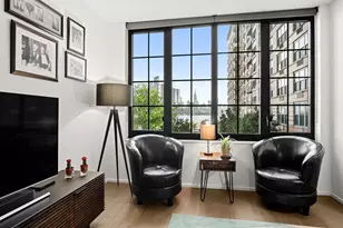 1425 Hudson St, Hoboken, NJ 07030 - Photo 2