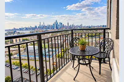 100 Manhattan Ave #1612, Union City, NJ 07087 - Photo 4