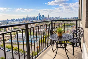 100 Manhattan Ave, Union City, NJ 07087 - Photo 4