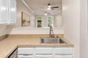 229 Monroe St, Hoboken, NJ 07030 - Photo 10