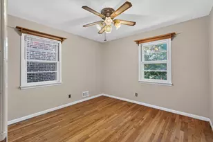 44 E 49th St, Bayonne, NJ 07002 - Photo 26