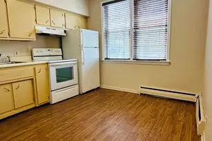 120 Danforth Ave, Jersey City, NJ 07305 - Photo 8