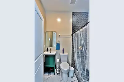 812 Ocean Ave, Jersey City, NJ 07304 - Photo 36