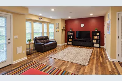 10 Creekside Ct, Secaucus, NJ 07094 - Photo 22