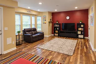 10 Creekside Ct, Secaucus, NJ 07094 - Photo 22