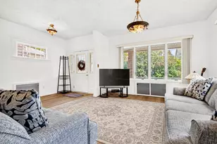 97 Garretson Ave, Bayonne, NJ 07002 - Photo 4