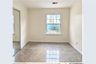 61 Grieco Dr #1, Jersey City, NJ 07305 - Photo 4