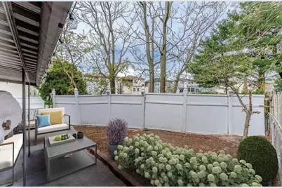 23 Sycamore Rd, Bayonne, NJ 07002 - Photo 12
