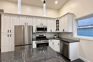 32 W 19th St, Bayonne, NJ 07002 - Photo 14