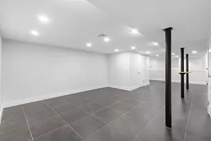 176 Griffith St, Jersey City, NJ 07307 - Photo 22