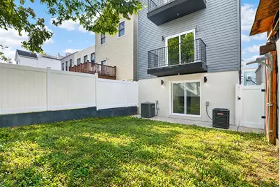 34 Thorne St #1, Jersey City, NJ 07307 - Photo 18