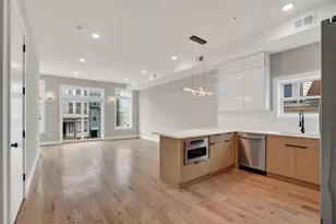 34 Thorne St, Jersey City, NJ 07307 - Photo 2