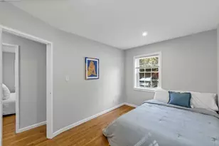 63 Forest Hill Pkwy, Newark, NJ 07104 - Photo 8