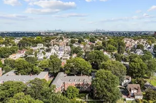 63 Forest Hill Pkwy, Newark, NJ 07104 - Photo 18