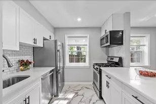 63 Forest Hill Pkwy, Newark, NJ 07104 - Photo 4