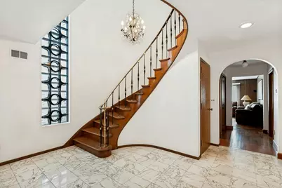 46 Avenue B, Bayonne, NJ 07002 - Photo 4