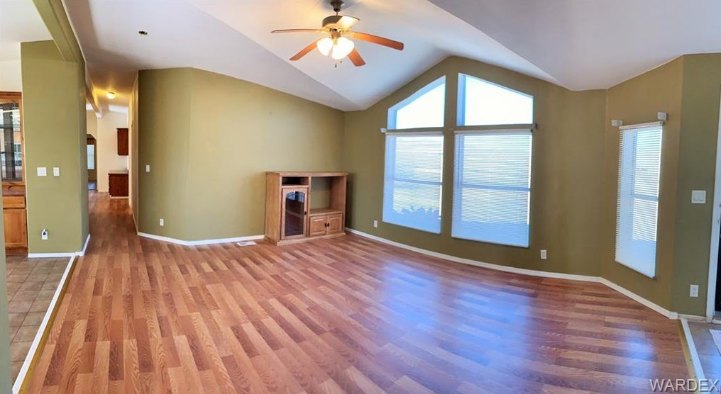 2710 Calle Cedral, Kingman AZ 86409-8319 exterior