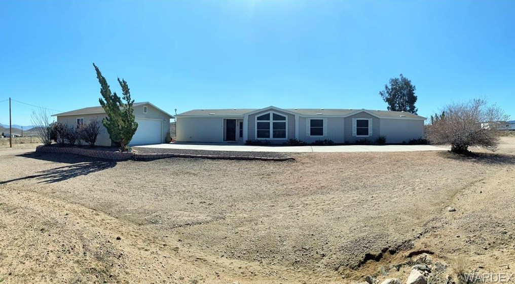 2710 Calle Cedral, Kingman AZ 86409-8319 exterior