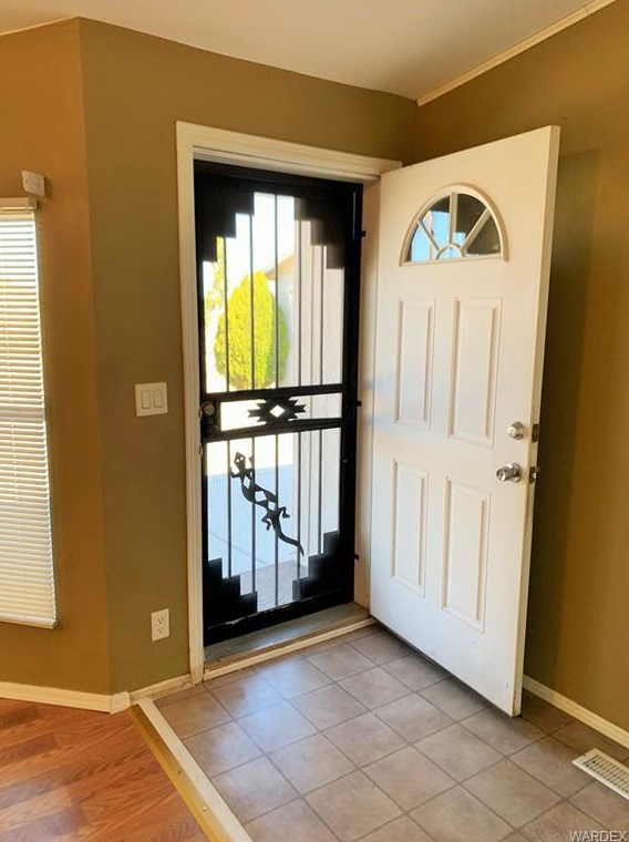 2710 Calle Cedral, Kingman AZ 86409-8319 exterior