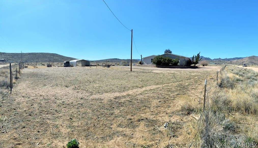 2710 Calle Cedral, Kingman AZ 86409-8319 exterior