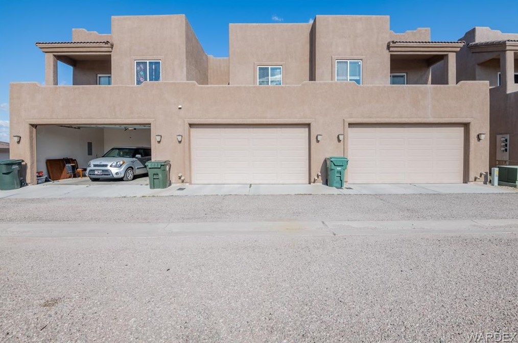 688 Vista Grande Dr, Kingman, AZ 86409-3965