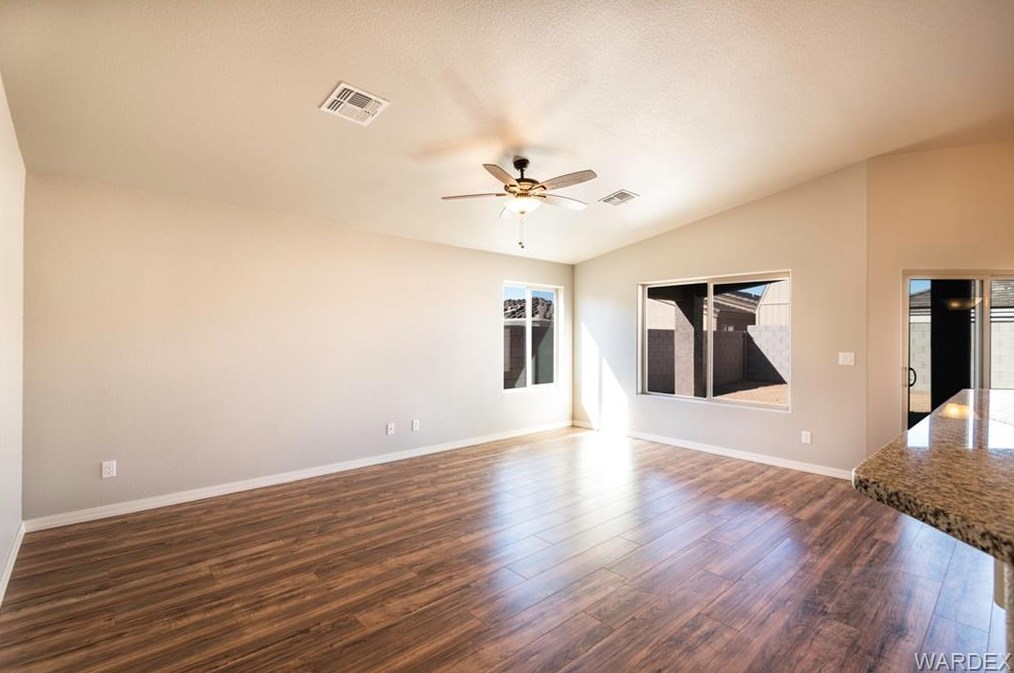 10148 Acorn Dr, Kingman, AZ 86401