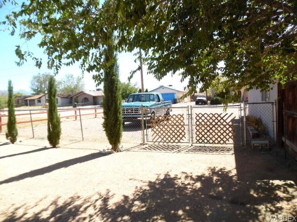 2519 Louise Ave, Kingman, AZ 86401-5218