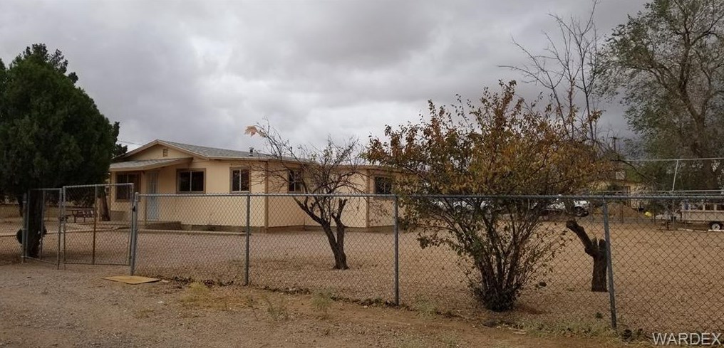 3592 Diagonal Way, Kingman, AZ 86409-2871