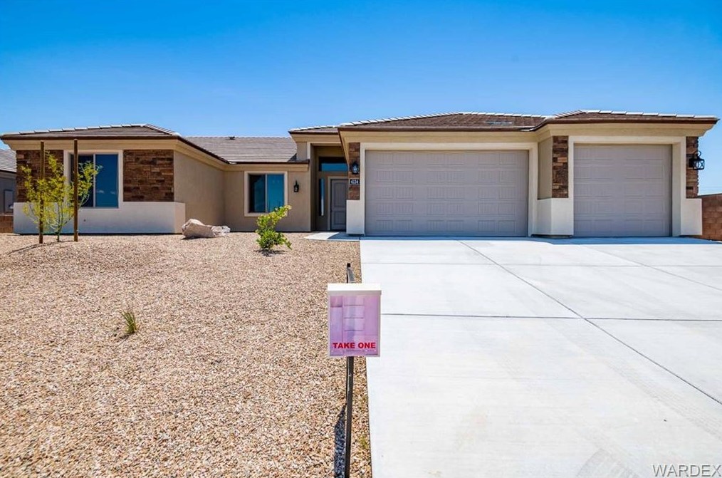 4339 Gemstone Ave, Kingman, AZ 86401